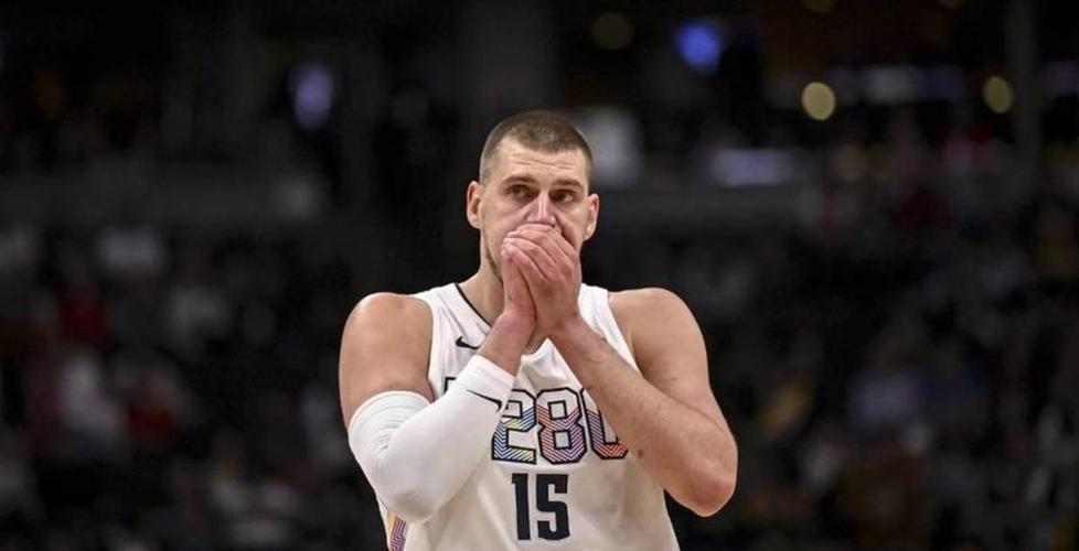 约基奇：最后10场常规赛要保持健康需要牺牲就牺牲&要拼劲儿就拼