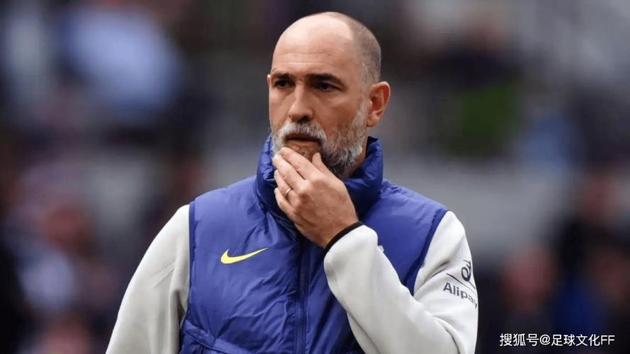 跟队记者：解雇图多尔后，热刺将在一两天内任命新任主教练