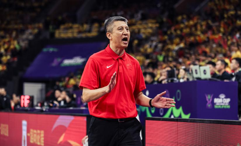 郭士强观战！青岛最多领先38分大胜北控约瑟夫杨30+9廖三宁15+6