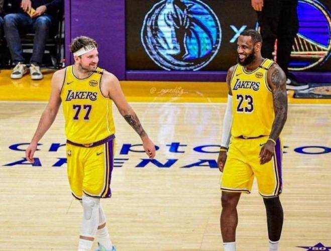 湖人大胜奇才！6人上双，詹姆斯三双，里弗斯+布朗尼打铁！