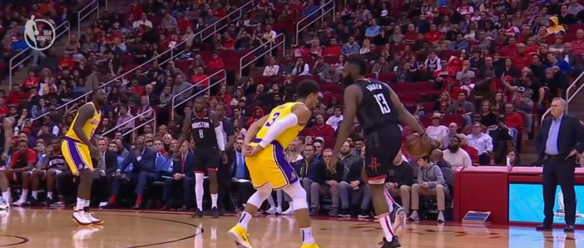 三分8中0！阿特金森：梅里尔现在不只是投手攻防都非常全面