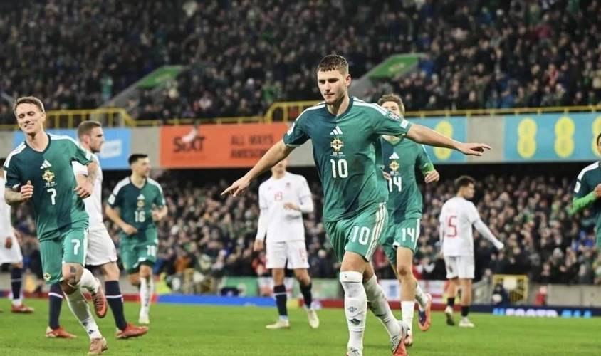 要加时了波黑第79分钟通过混战扳平，十人意大利暂11波黑！