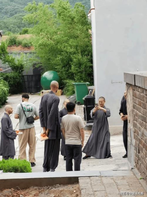 皮尔斯：文班去年去了少林寺&见了KG大梦克六集齐了所有无限宝石