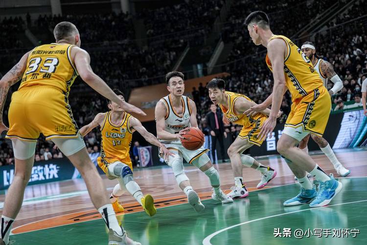 两倍还多！辽宁全场罚球30中22新疆罚球13中12