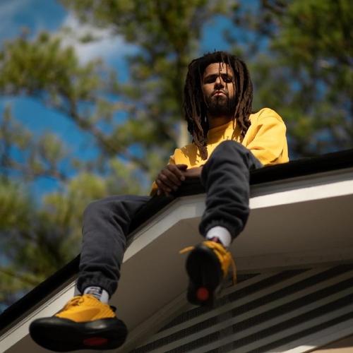 媒体人：还是同曦会玩J.Cole能不能打是其次就说关注度高不高吧